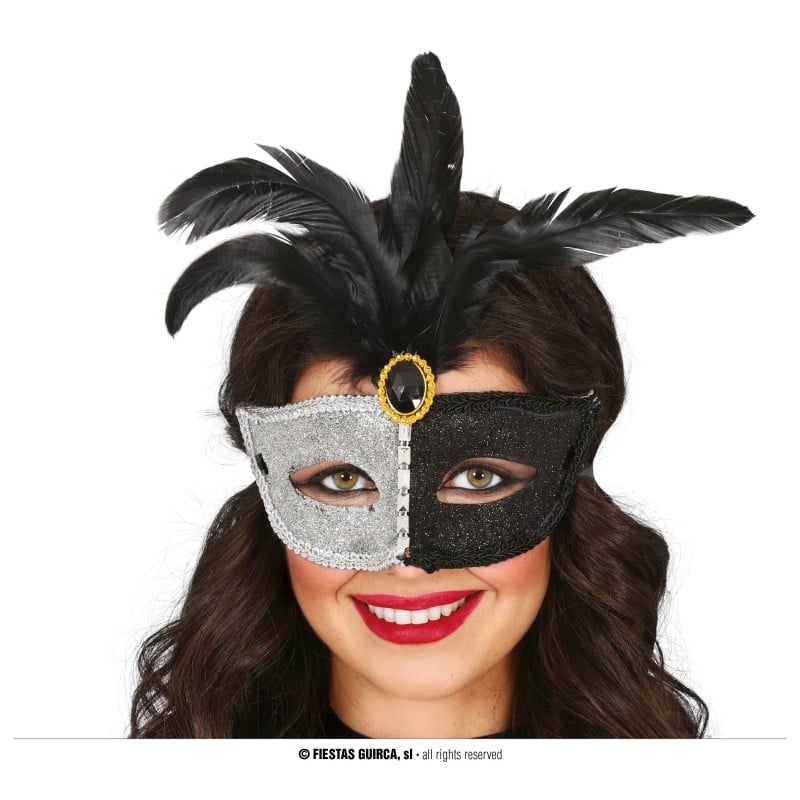 Antifaz Blanco y Negro Con Plumas Negras