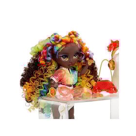 Rainbow High Creative Crystals Iris 2