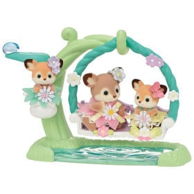 Sylvanian Families Bebé Ciervo Columpio Floral 2