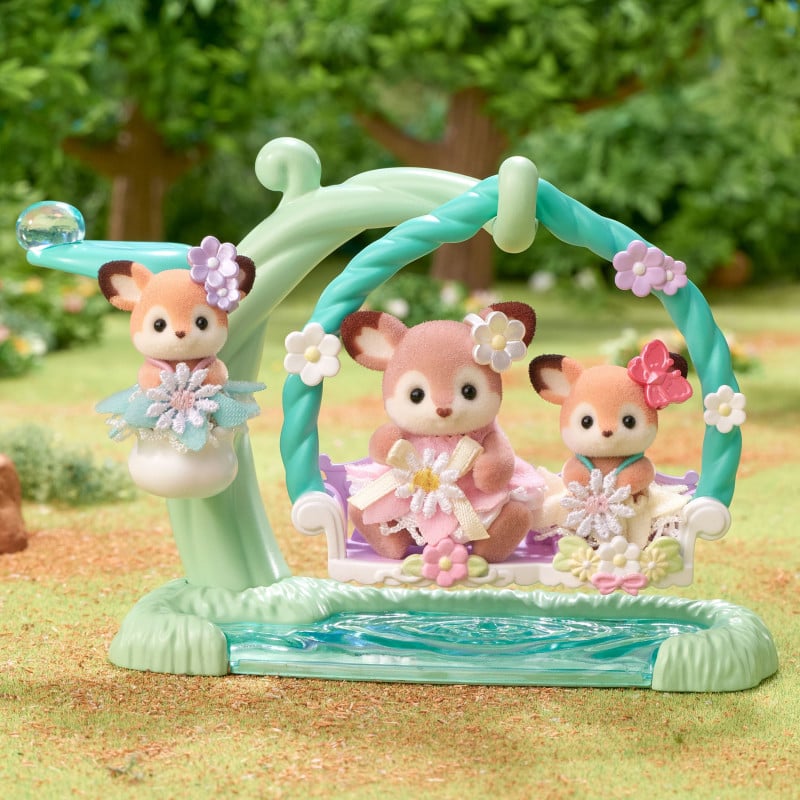 Sylvanian Families Bebé Ciervo Columpio Floral