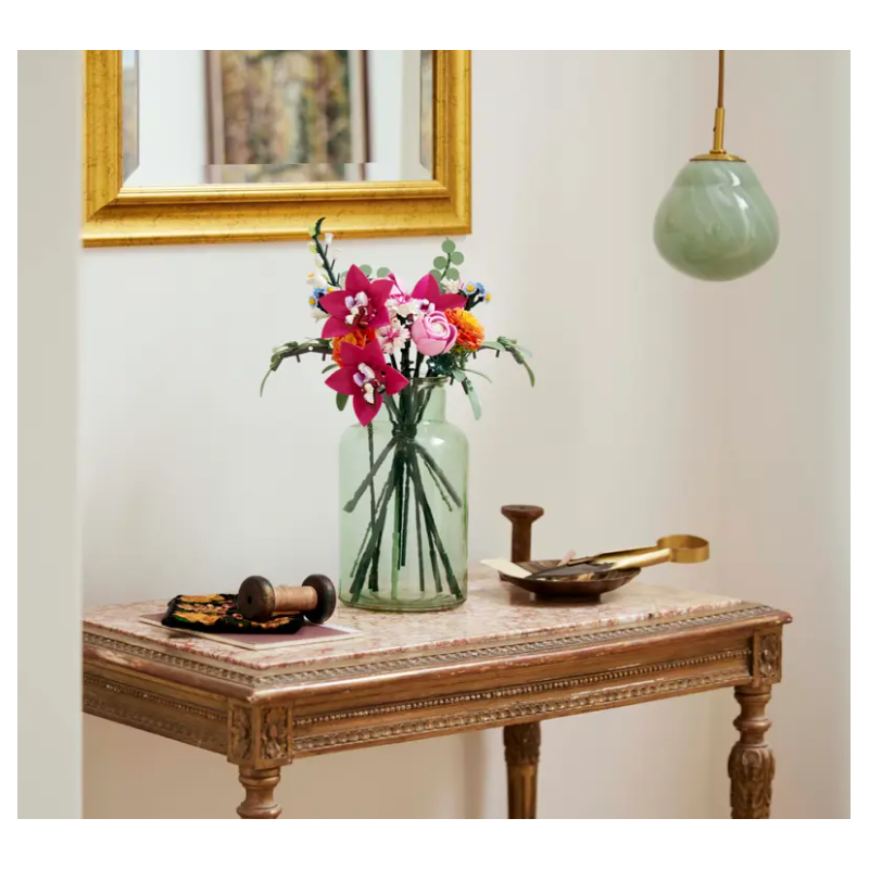 LEGO Botanicals Ramo De Flores Fantasía En Rosa