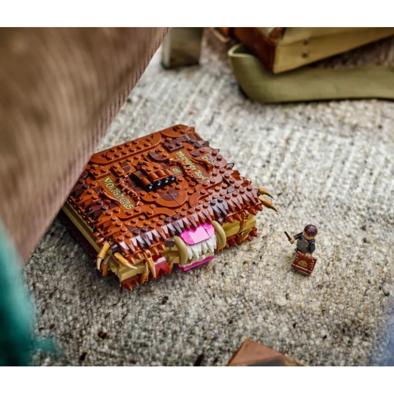 LEGO Harry Potter Monstruoso Libro De Los Monstruos Mordedores