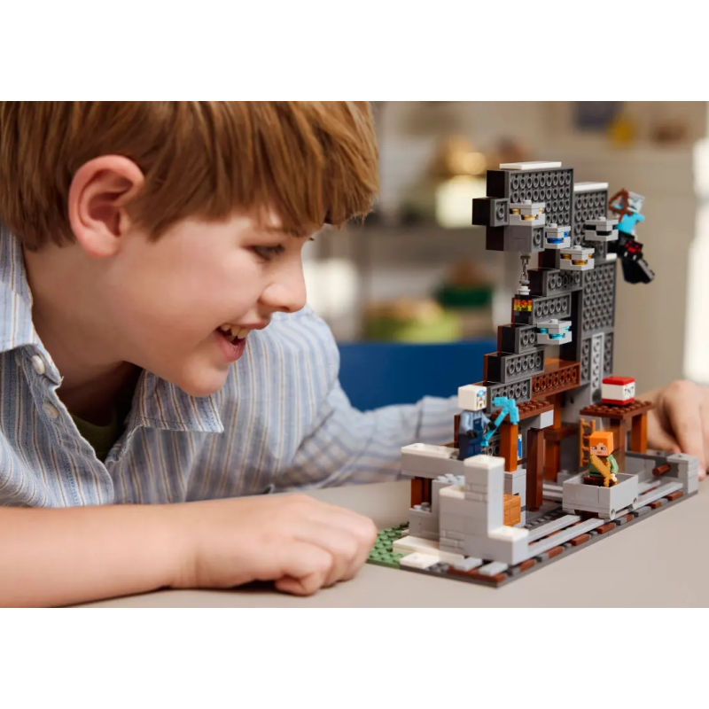 LEGO Minecraft La Mina Del Pico