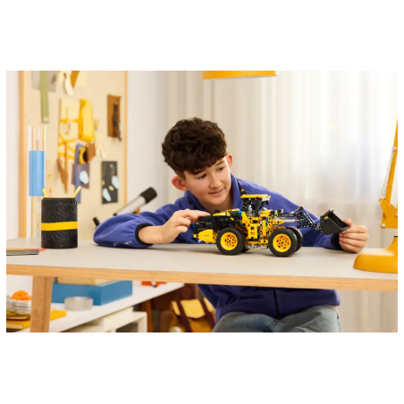 LEGO Technic Cargadora Con Ruedas Volvo L120 Eléctrico