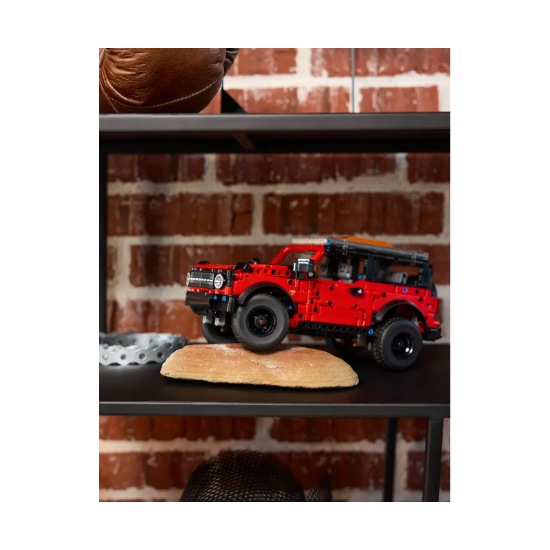LEGO Technic Furgoneta Ford Bronco