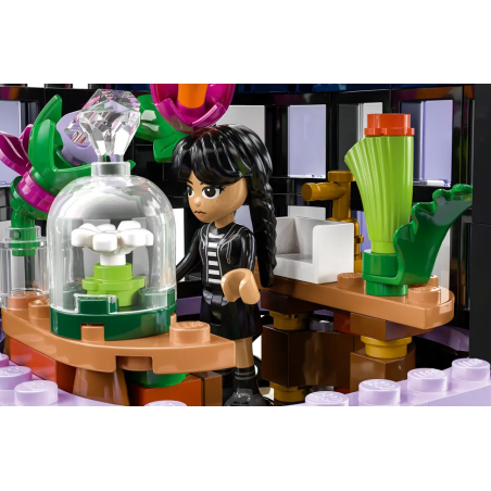 LEGO Miércoles Addams Dalia Negra