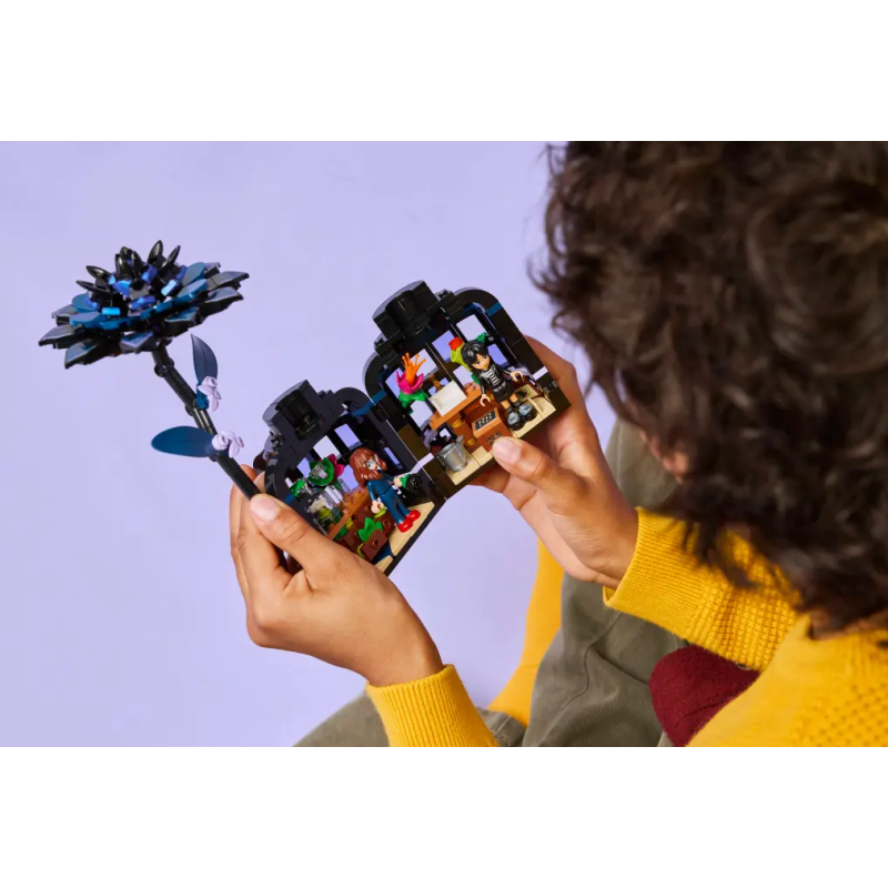 LEGO Miércoles Addams Dalia Negra