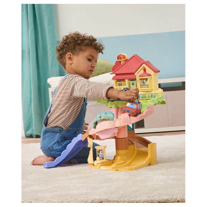 Bluey Casa Familiar Y Coche Familiar Tut Tut Bólidos