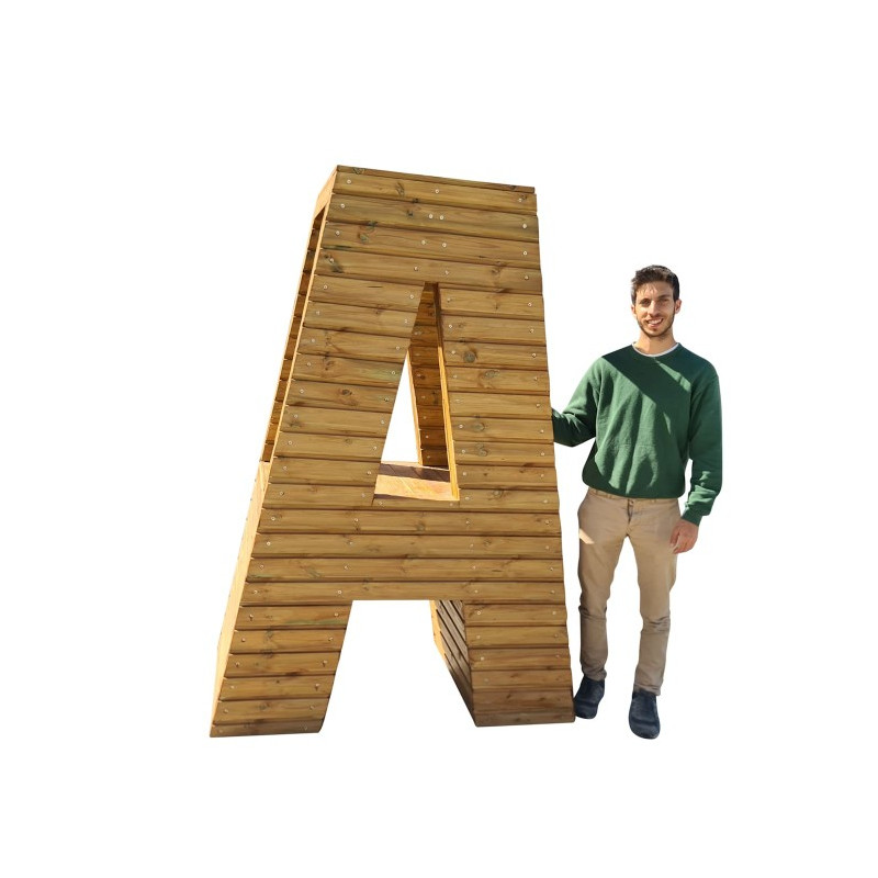Letras Gigantes Masgames ALPHAPLAY color natural   Superficie de arena, tierra o césped