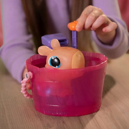 Animagic Let's Glo Capybara Spa Time