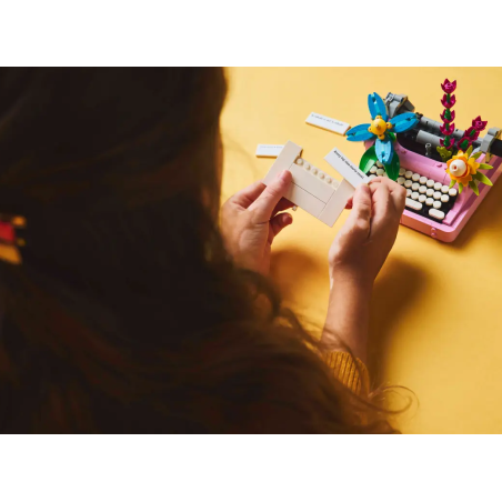LEGO Creator Máquina De Escribir Con Flores