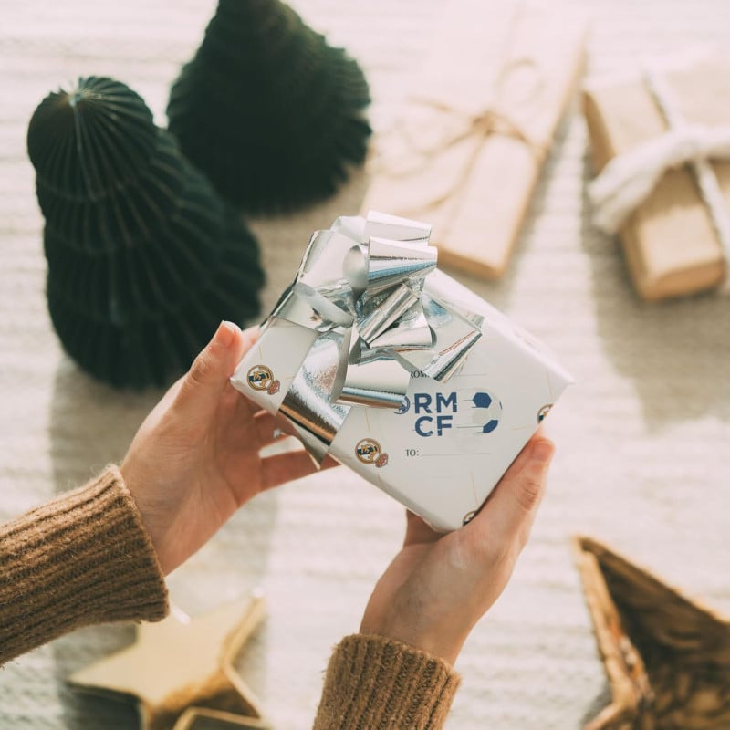 Set Papel Regalo Real Madrid