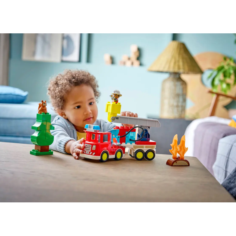 LEGO Camión De Bomberos Con Manguera 10473