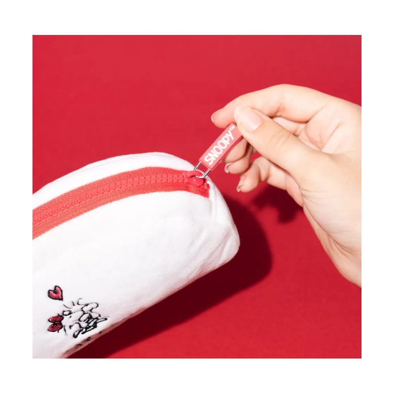 Estuche Felpa Snoopy Love Season