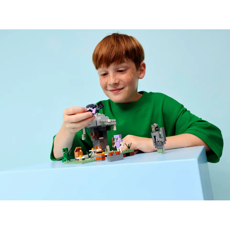 LEGO Minecraft El Jardín Pálido 21586