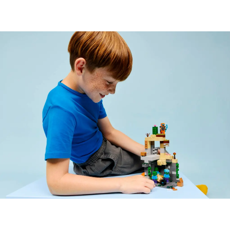 LEGO Minecraft La Mazmorra De Zombis 21587