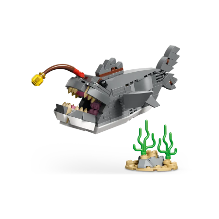 LEGO Creator Feroz Tiburón Con Cofre Del Tesoro 31381