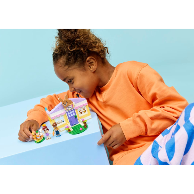 LEGO Friends Hotel Conejitos De Heartlake City 42679