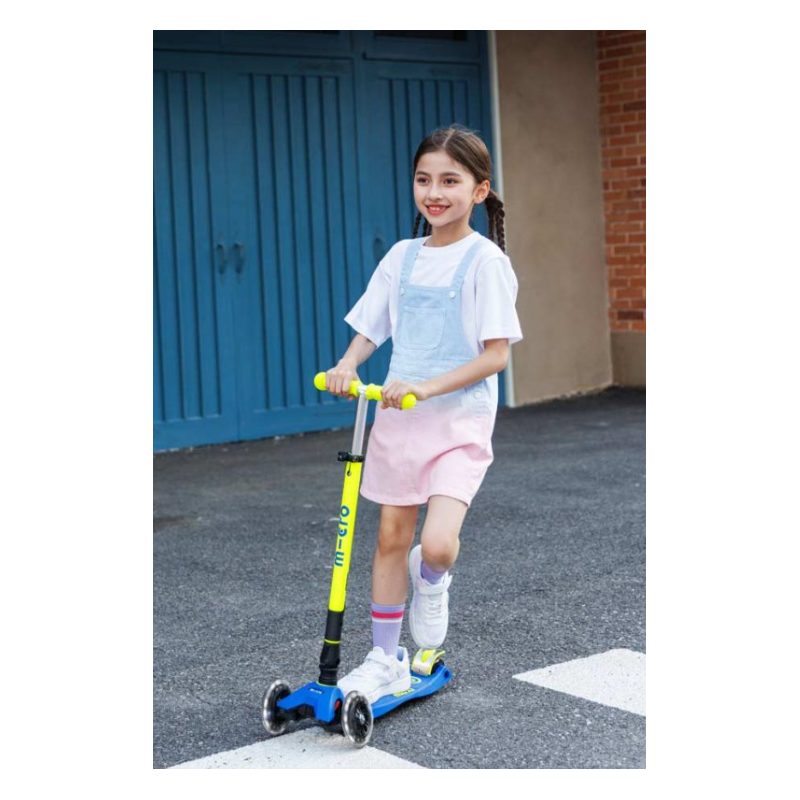 Micro Patinete Maxi Deluxe Plegable LED Amarillo