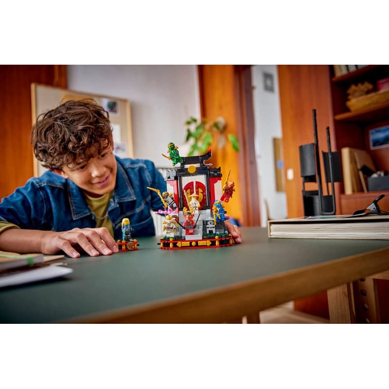 LEGO Ninjago Exposición de Personajes Ninja 71866