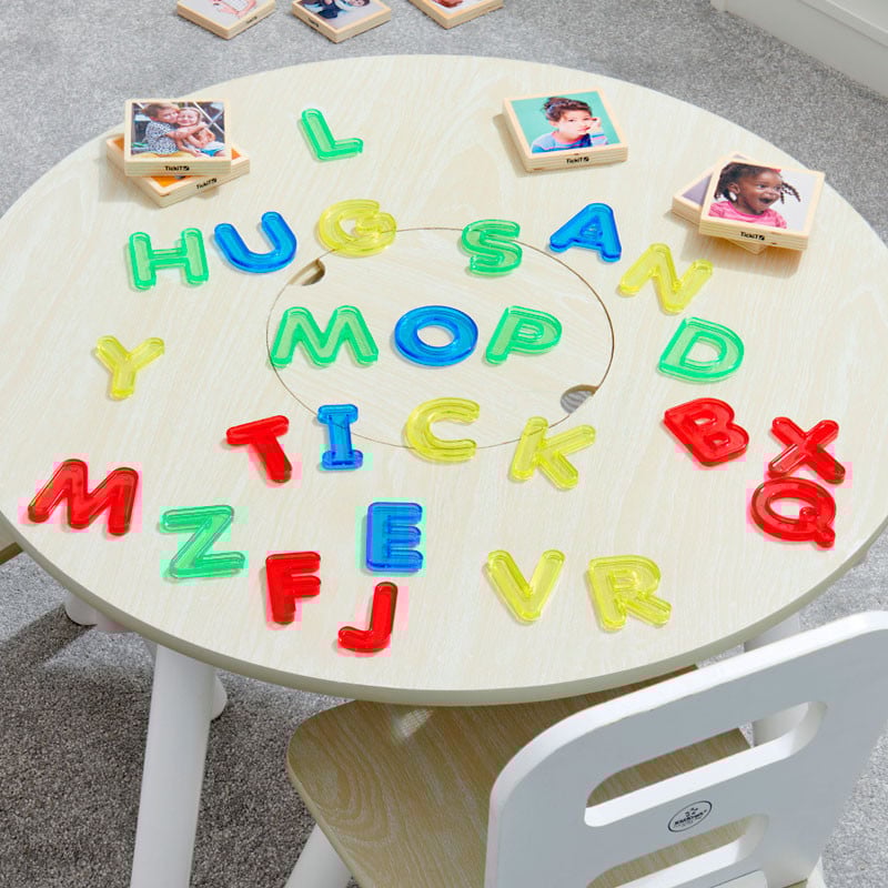 TickiT Letras Mayúsculas Translúcidas 26 Piezas