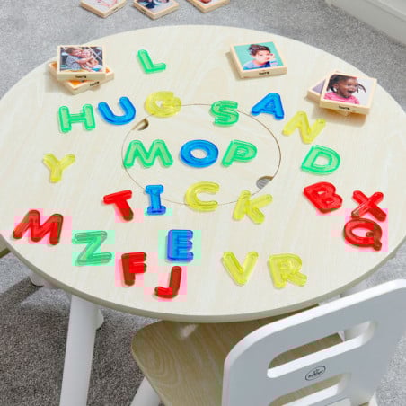 TickiT Letras Mayúsculas Translúcidas 26 Piezas