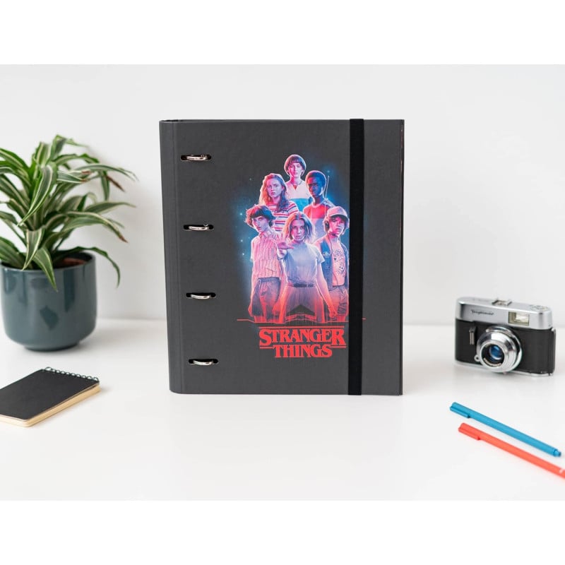 Carpeta Stranger Things 4 Anillas