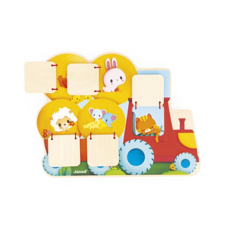 Escondite En El Tractor