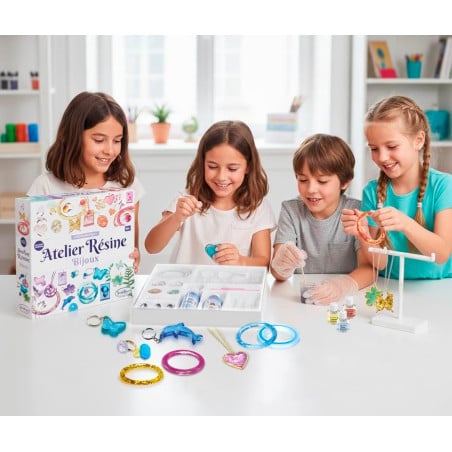 Taller Creación De Joyas Con Resina