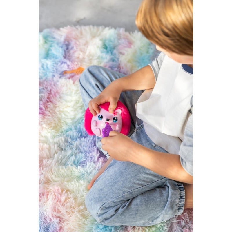 Fantasy Family Kiss Me Hedgehog