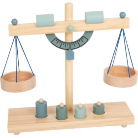 Balanza De Madera 2