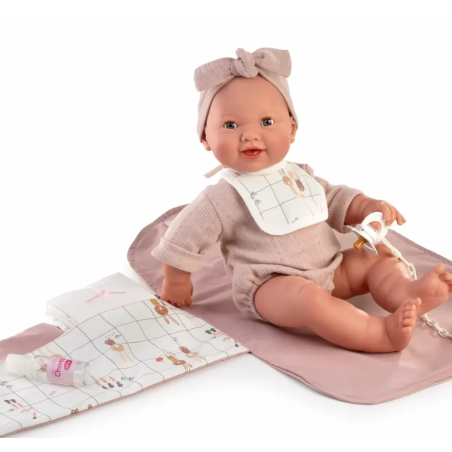 Antonio Juan Recién Nacida Mia Hace Pipi Con Cambiador De Antonio Juan