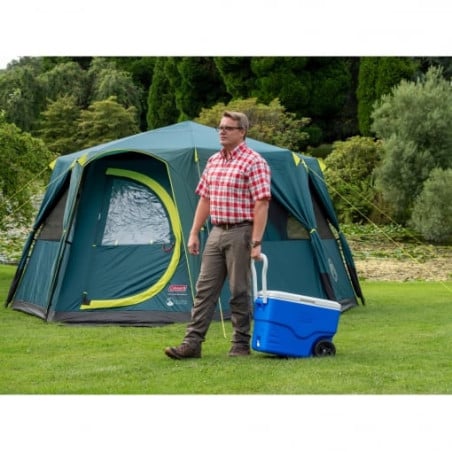 Nevera Rígida con Ruedas 38 Litros 40QT Coleman