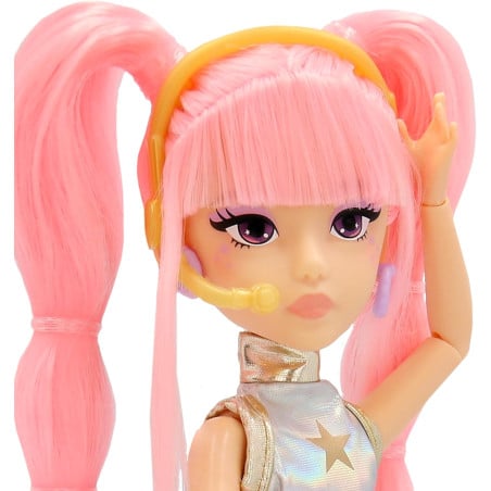 KPop Idol Fashion Muñeca Yuni