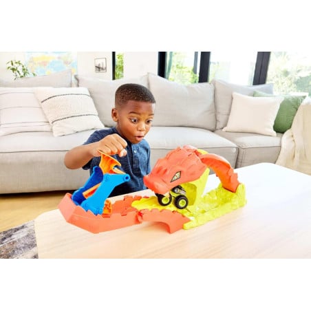 Hot Wheels Monster Truck Mordedura Serpiente