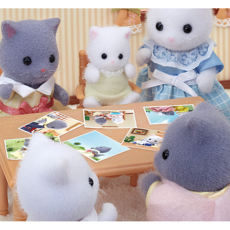 Sylvanian Families Bebé Gato Persa