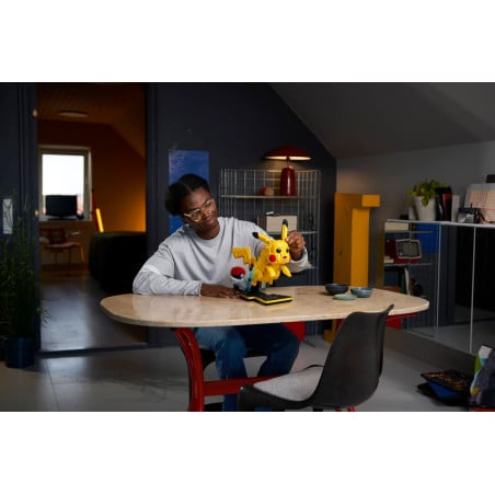LEGO Pokemon Pikachu Y Poké Ball 72152