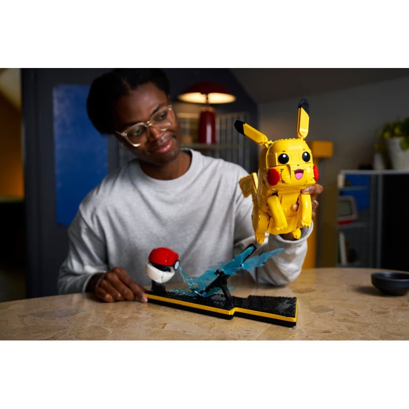 LEGO Pokemon Pikachu Y Poké Ball 72152