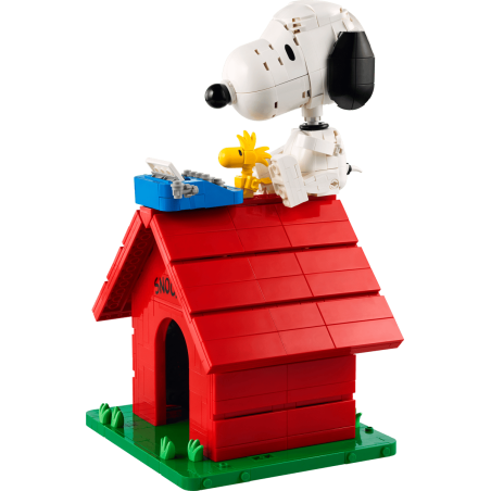 LEGO Ideas Peanuts: La Caseta De Snoopy 21368