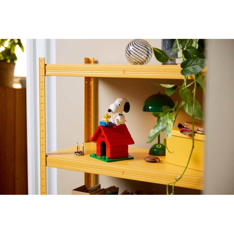 LEGO Ideas Peanuts: La Caseta De Snoopy 21368