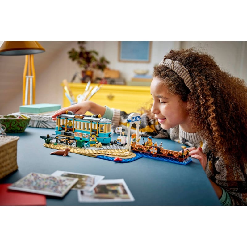 LEGO City Tranvía Clásico De La Costa 60506