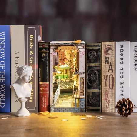 Rolife Maqueta Sujeta Libros Sakura Densya