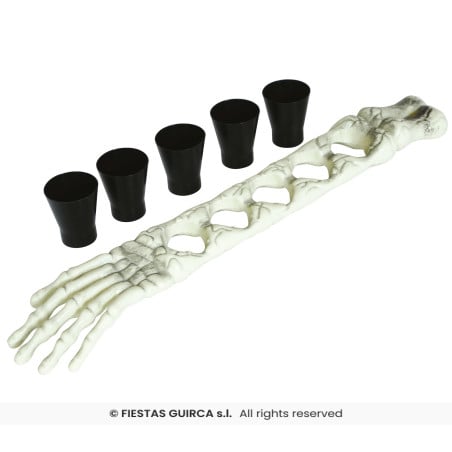 Brazo de Esqueleto 50 cm con 5 Vasos de Chupito