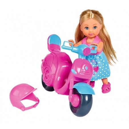 EVI LOVE EVI EN SCOOTER