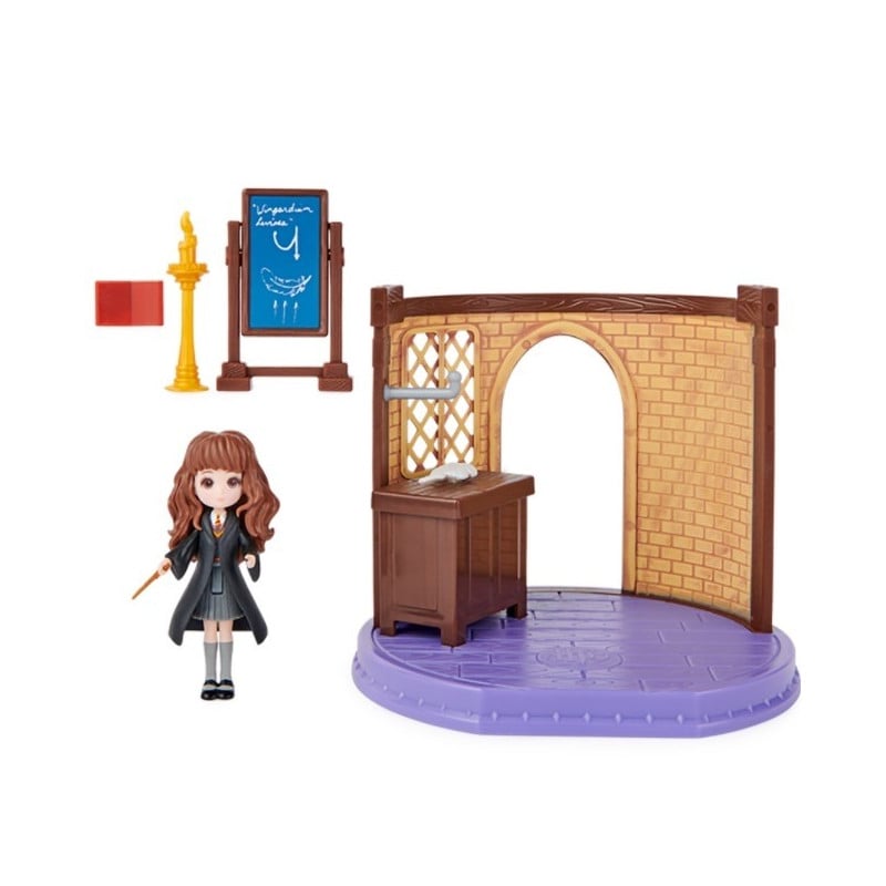 WIZARDING WORLD AULA DE ENCANTAMIENTOS