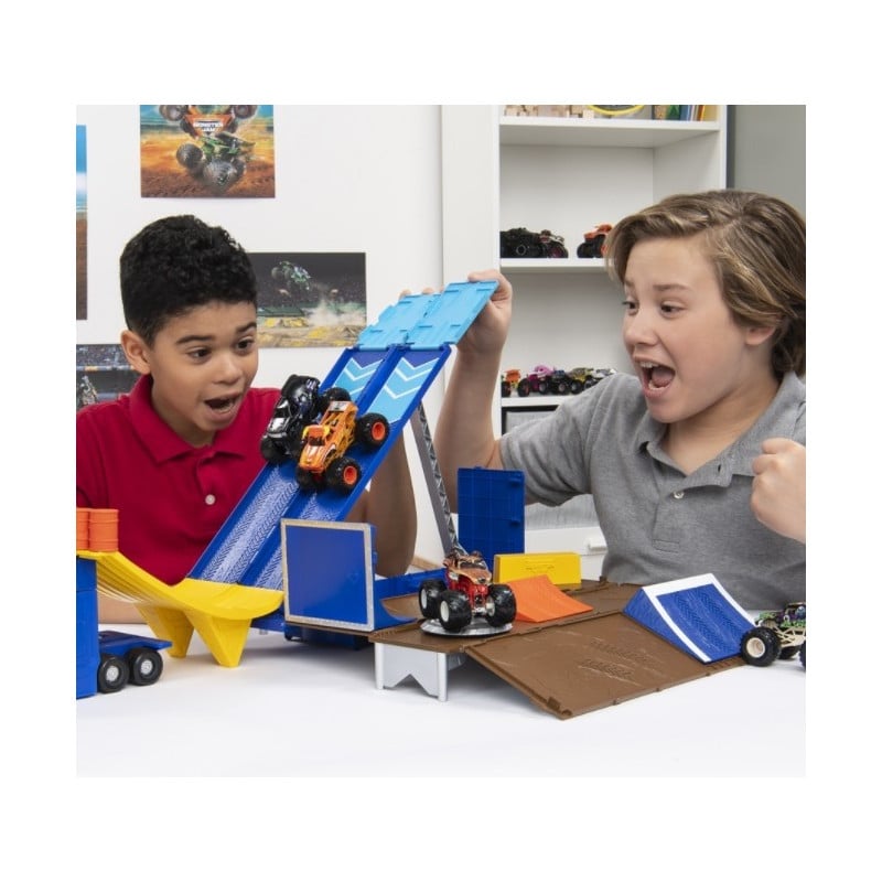 MONSTER JAM TRAILER TRANSFORM