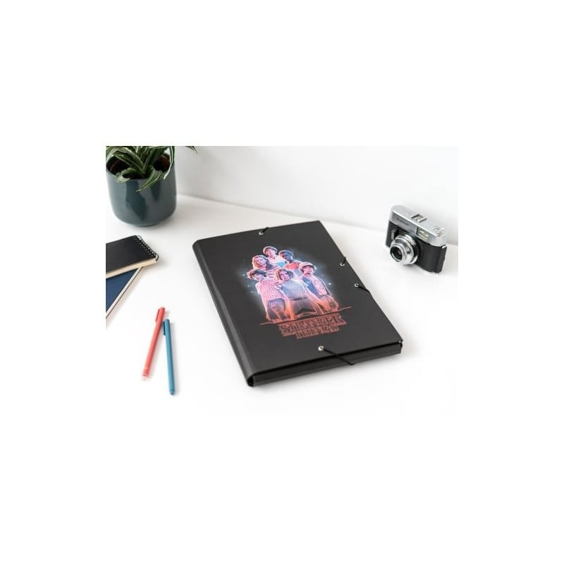 CARPETA SOLAPAS PREMIUM STRANGER THINGS