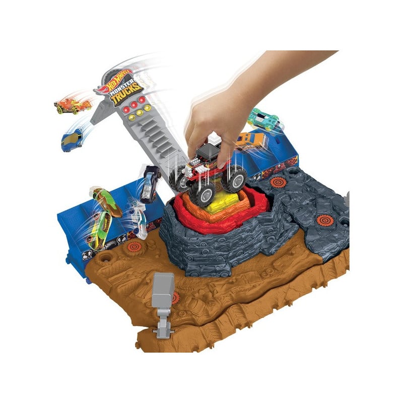 HW MONSTER TRUCK ARENA WORLD