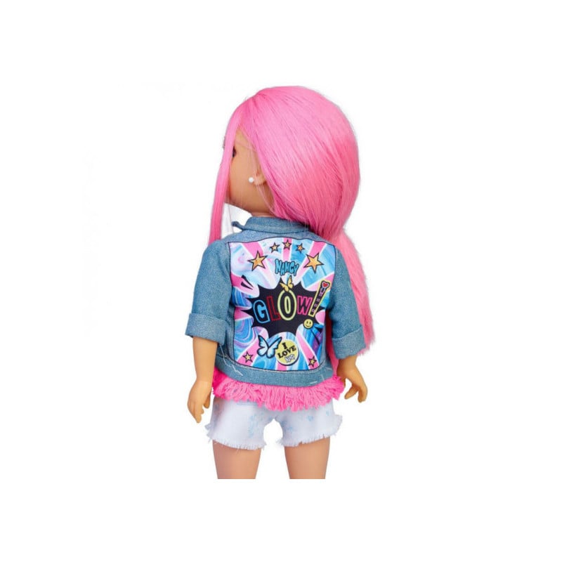 NANCY UN DIA BRILLANDO EN LA OSCURIDAD