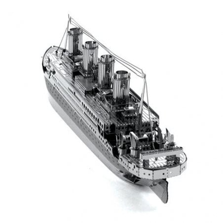 MAQUETA METAL TITANIC